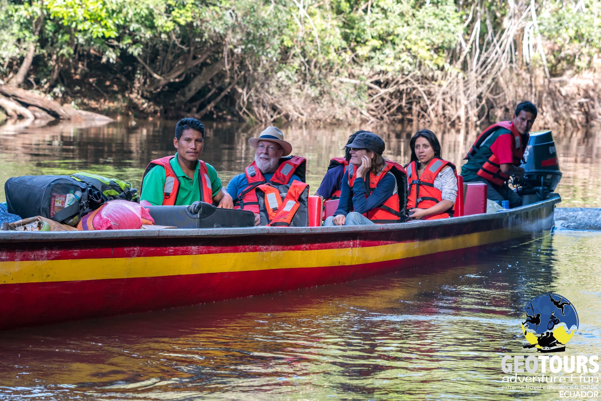 What Is the Minimum Age for a Perfect Family Tour in Cuyabeno?